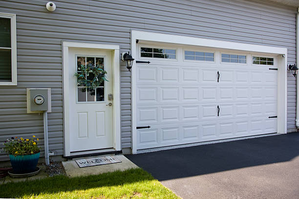 24/7 Emergency Garage Door Panel Replacement experts in Duluth, GA